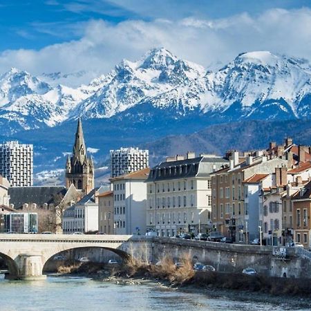 Le Berriat - Parking - Centre Ville / Gare - Grenoble Luaran gambar